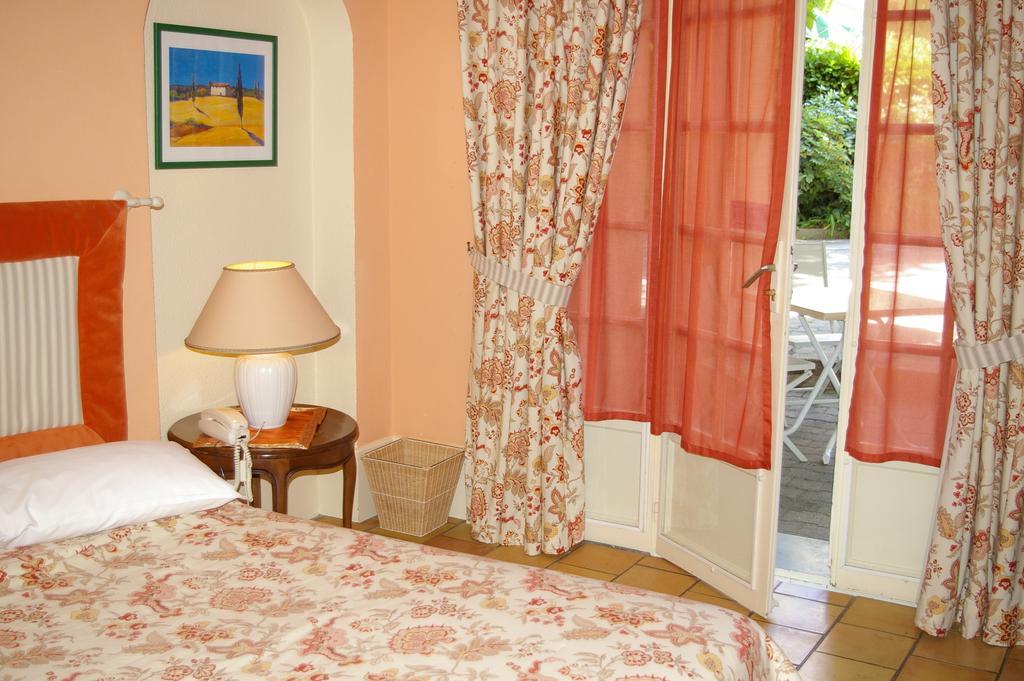 Le Cedre De Soyons Hotel Szoba fotó