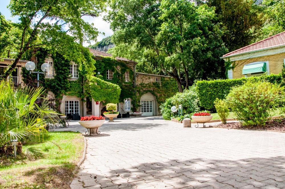 Le Cedre De Soyons Hotel Kültér fotó